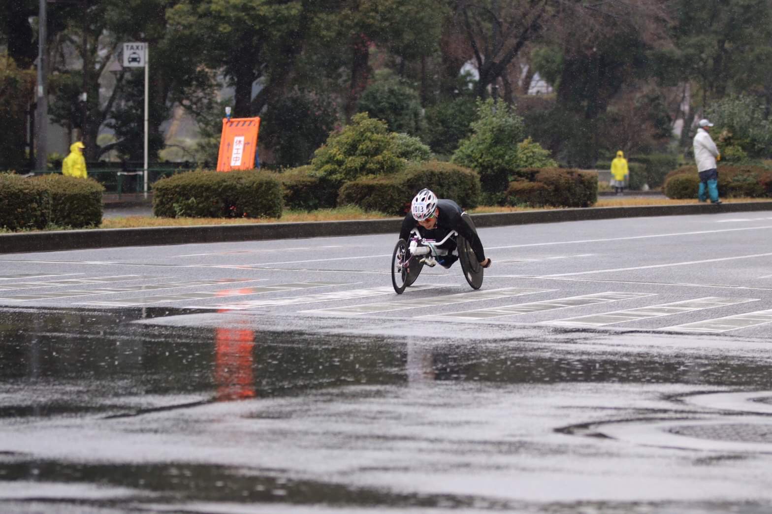 30km過ぎ 日比谷付近 常に一人旅を象徴する1枚 Photo by 荒井先輩 | 東京マラソン2019 | 吉田竜太オフィシャルブログ | SUS所属のアスリート応援サイト
