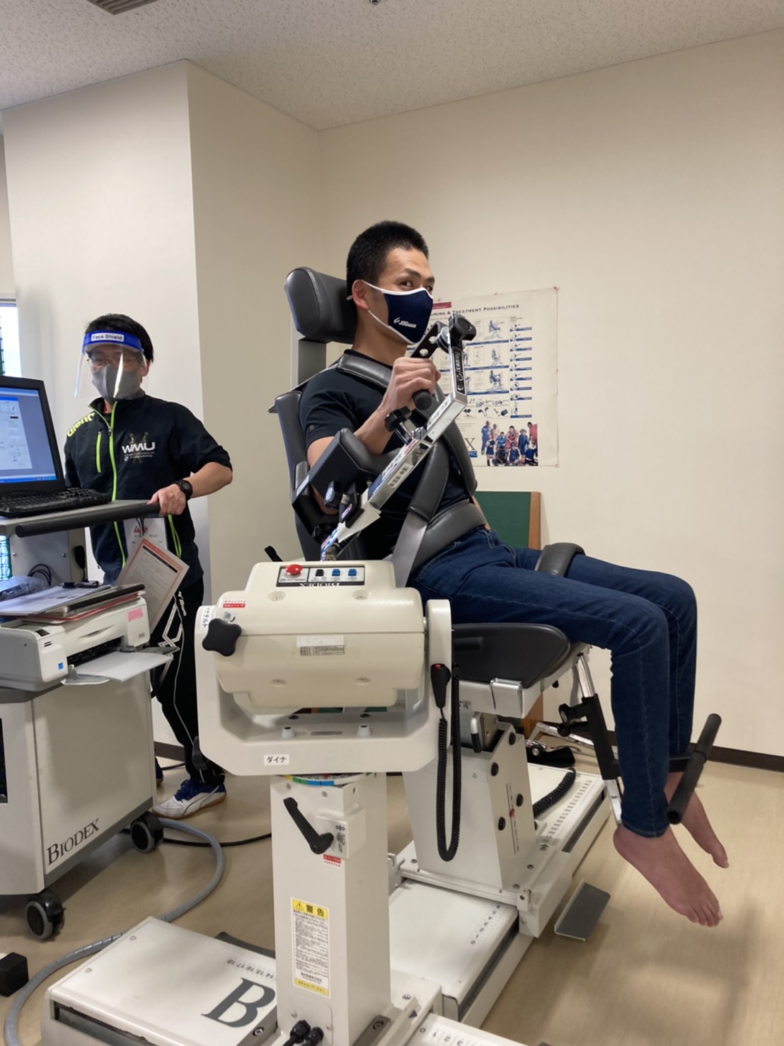 ※筋力測定中 | モルモット1号2号 | 吉田竜太オフィシャルブログ | SUS所属のアスリート応援サイト