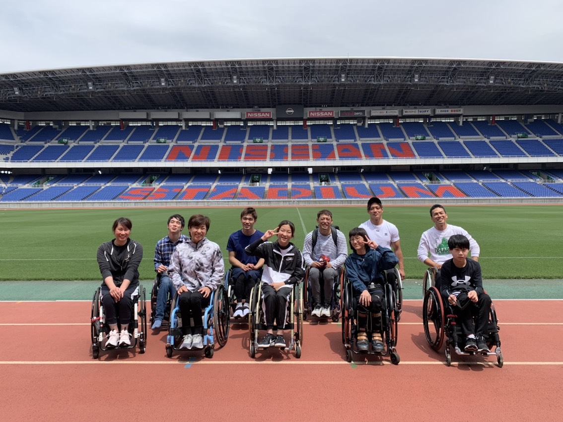 ※日産スタジアム車いす開放日。参加選手および横浜ラポールの皆様お疲れ様でした!昔よく走っていた場所なので懐かしくもあり楽しかったです(^^) | 吉田竜太オフィシャルブログ | SUS所属のアスリート応援サイト